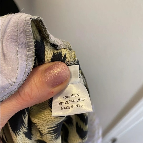 2 FOR $20 THAYER 100% SILK SHIFT DRESS OPEN BACK - Picture 7 of 7